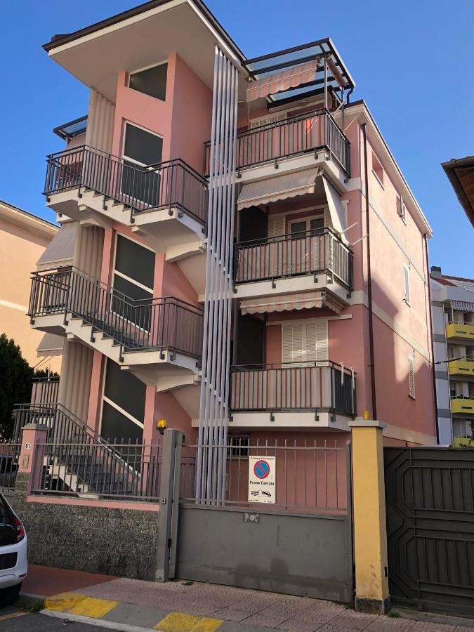 Ferienwohnung Casa Francesca: Un Mare Di Relax! Ventimiglia Exterior foto